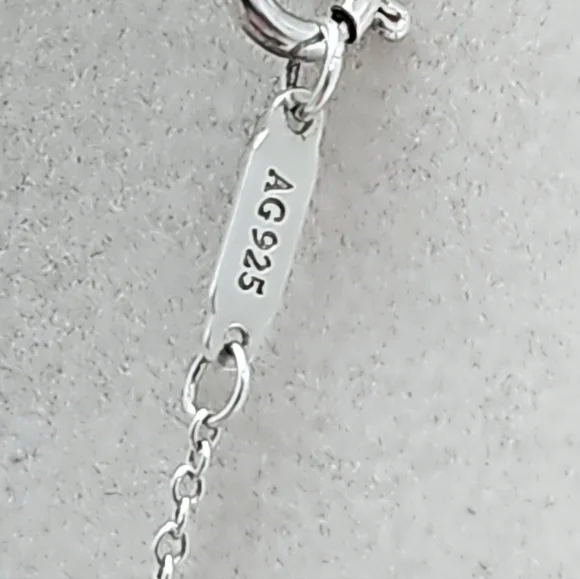 Authentic Tiffany And Co Mini Heart Necklase - Picture 4 of 10